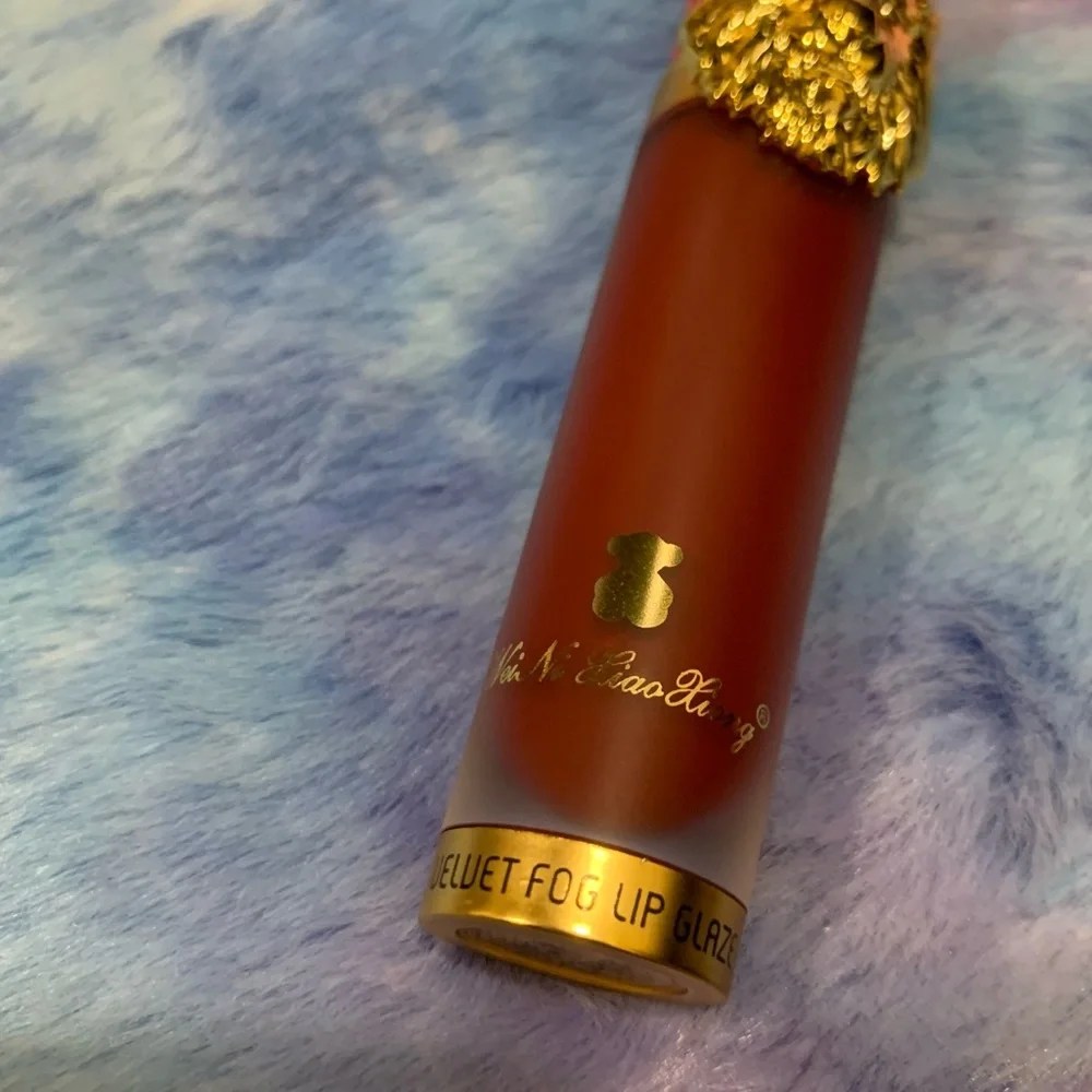 Red Velvet Lip Glaze with Gold Lion NIB